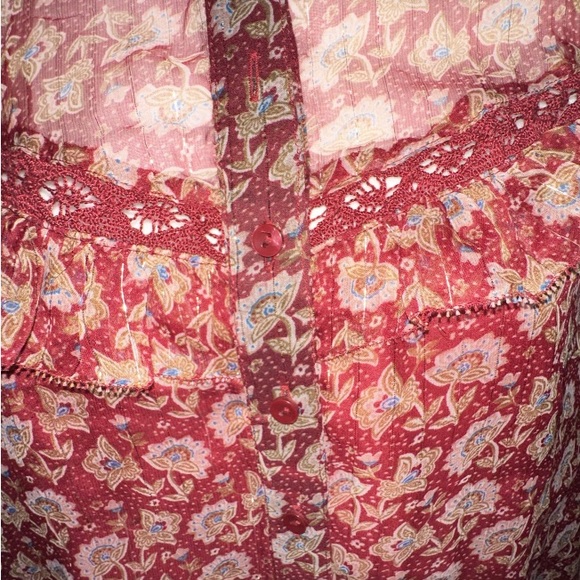 New | American Eagle Floral Bell Sleeve Peplum Embroidered Blouse | Size: XXL - Picture 7 of 7